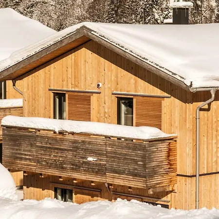 _nival_ _ Freistehendes Chalet Im منتجع